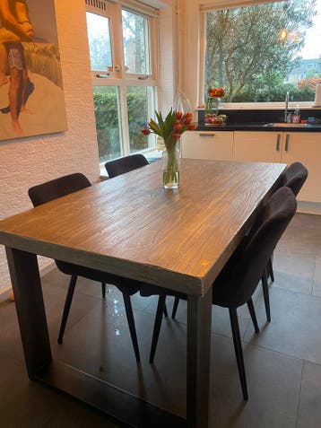 Tafel 160x90. GRATIS AFHALEN