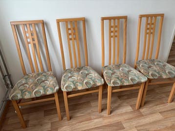 Gratis eetkamerstoelen