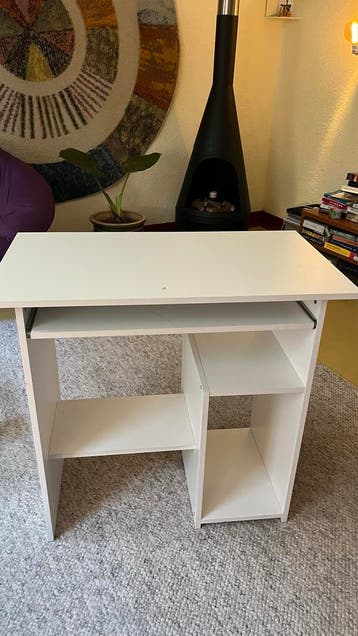 Computer bureau wit