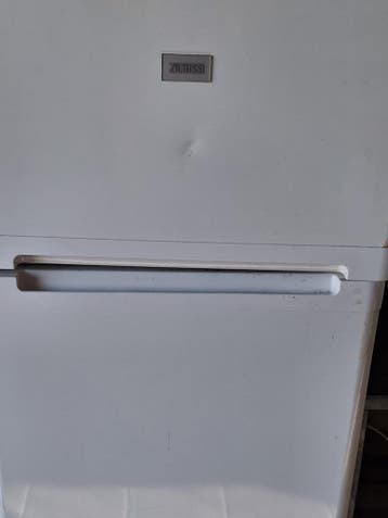 gratis grote zanussie koelkast