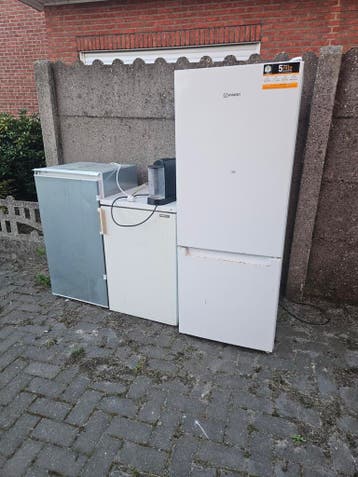 3 koelkasten gratis af te halen in Lommel