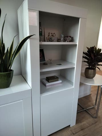 Hoge kast dressoir servieskast vitrine hoogglanswit