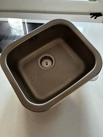 IKEA FYNDIG rvs wasbak