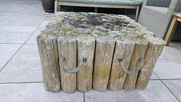 GRATIS 2x Tuintafel boomstam