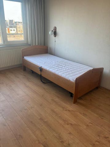 Recliner bed with mattress