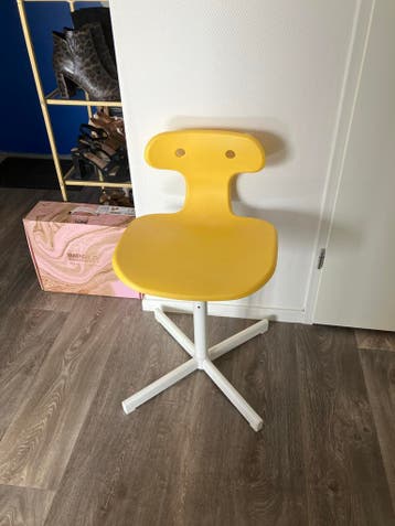 Gele Kinder Bureaustoel - Ideaal voor Studie en Spel