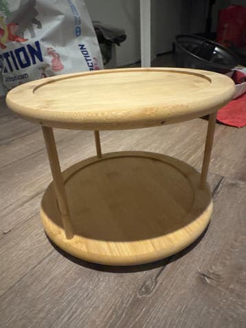 Draaibare houten etagère