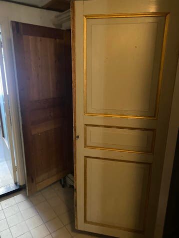 Houten linenkast (demontabel)