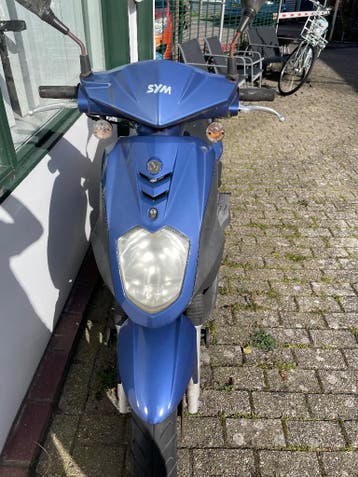 Scooter blauw kenteken