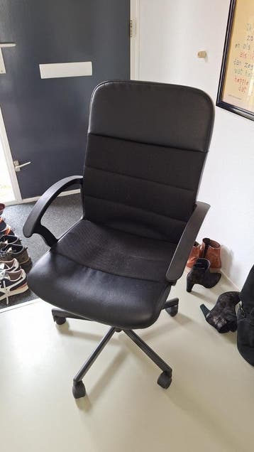 Goede bureaustoel, gratis ophalen