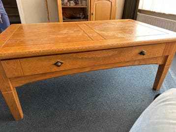 Licht eiken salon tafel - Gebruikt