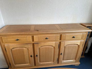 Licht eiken dressoir met lades en deuren