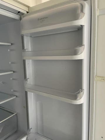 Ariston inbouw koelkast/vriesvak combi