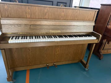 Gratis pianos tegen vervoerskosten te bezorgen