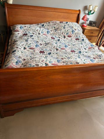 Bed/Boxspring 180-200m