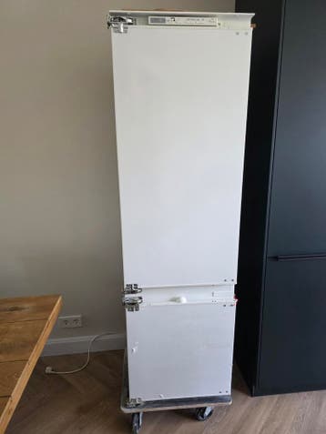 Gratis Siemens inbouw koelkast met vriesvak
