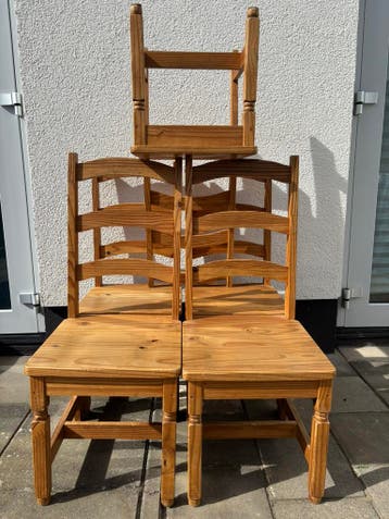 GRATIS: 5 massief houten stoelen eetkamer keuken