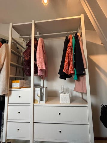 Gratis Kledingkast met lades en hangruimte - Zelf demonteren