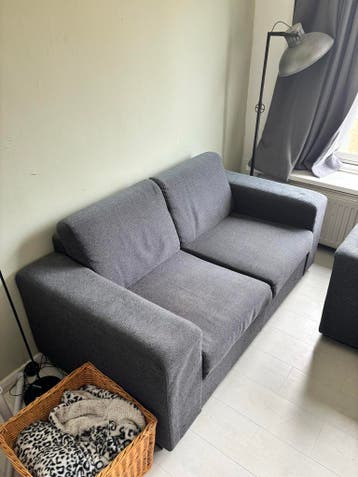 Blauwgrijze bank en fauteuil (gratis afhalen) (snel weg)