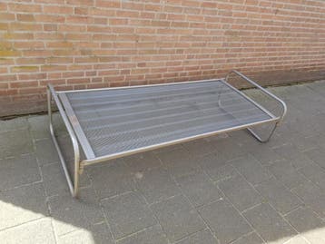 Gratis bed onderstel