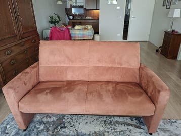 Mooi bankje met twee bijpassende stoelen