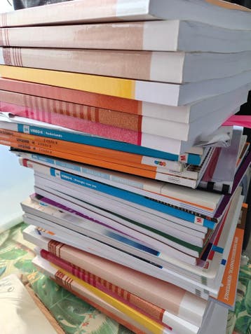 VMBO schoolboeken, gratis! zie omschrijving