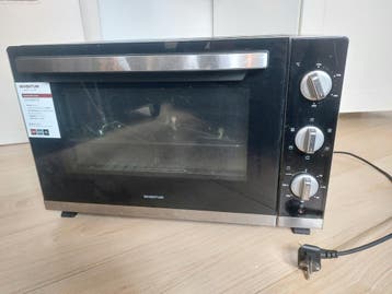 Gebruikte vrijstande hetelucht oven