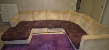 Ruime en comfortabele hoekbank gratis