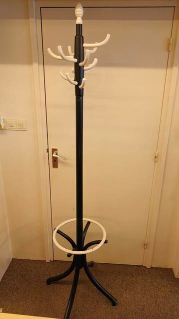 Gratis afhalen, staande kapstok, 198cm hoog
