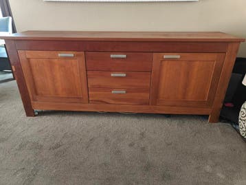 Dressoir kersen in de olie