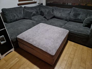 Voetenbank/poef van ribstof