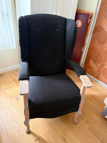 Gratis stoel / oorstoel