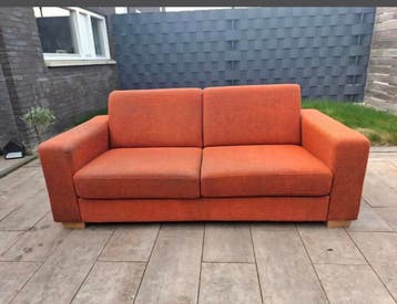 Gratis op te halen! Leuk oranje bankje