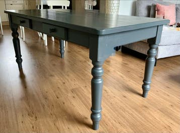 Landelijke grenen eettafel met lades