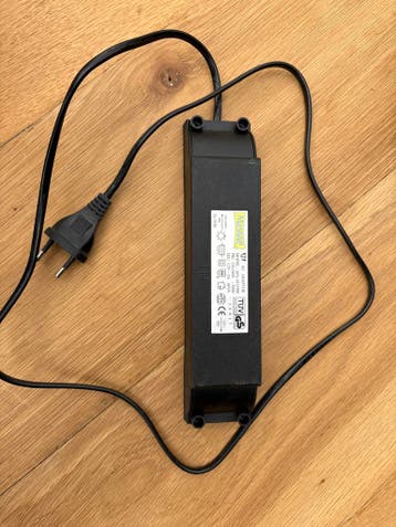 Massive AC Adaptor ABL-4112500