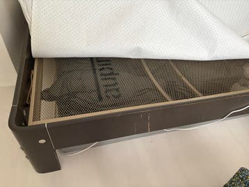 Tweepersoonsbed met Auping spiraal