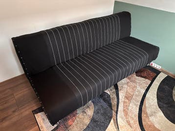 Leuke zo goed als nieuwe slaapbank!