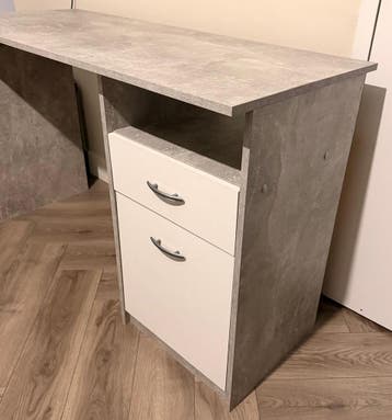 Bureau met lades, grijs met wit