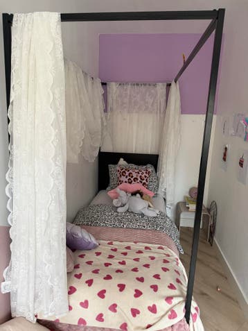 Eenpersoons hemelbed || GRATIS AF TE HALEN