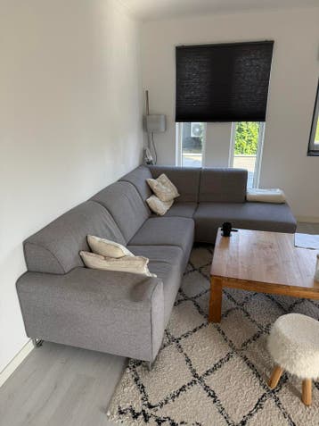 Blauwgrijze hoekbank