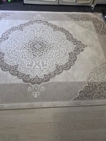 Mooi tapijt 3x2 meter - Zo goed als nieuw