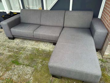 Grijze hoekbank