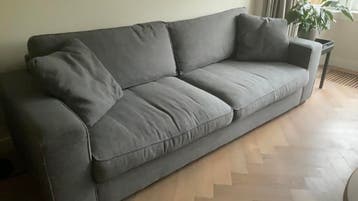 Grijs bankstel, gratis afhalen op 10 of 11 april.