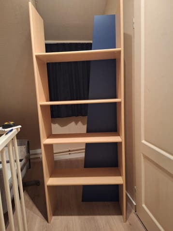 Boekenkast - Gratis af te halen!