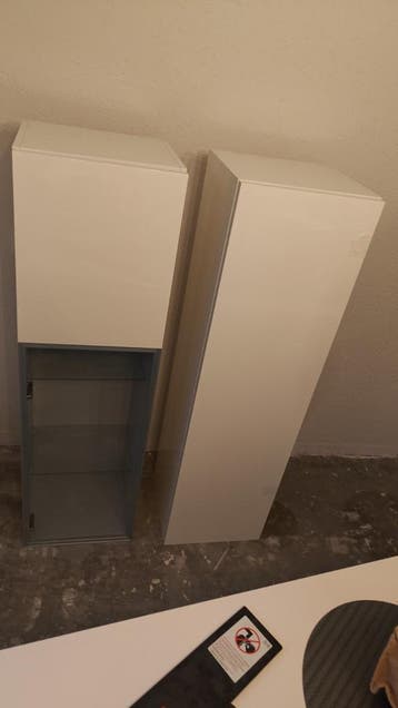 Wandmeubel met glazen planken 2x