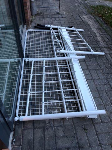 Gratis stalen bedframe - Af te halen
