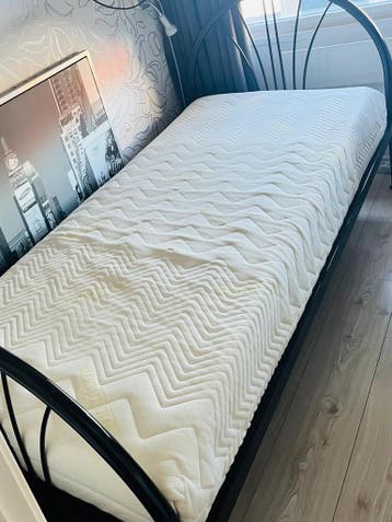 1 persoonsbed 90x200