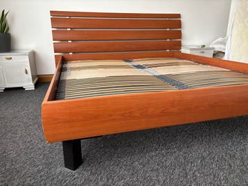 Tweepersoons bed met lattenbodem 180x200 cm