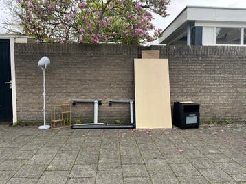Gratis bureau en bureauspullen
