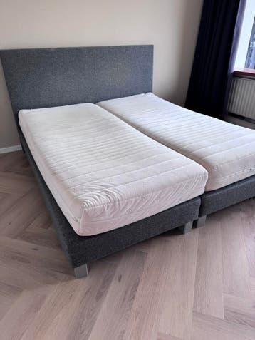 Gratis boxspring 180x200
